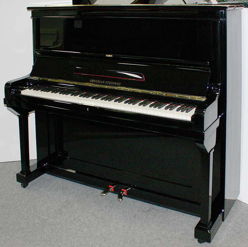 Klavier Grotrian-Steinweg 136, schwarz poliert, Nr. 11202, 5 Jahre Garantie