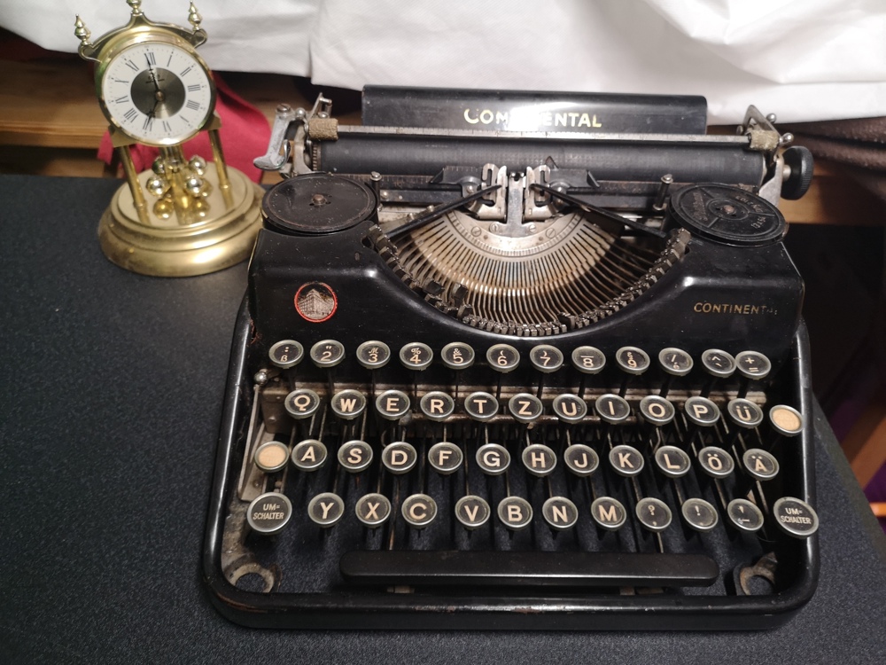 Antike Schreibmaschine Continental