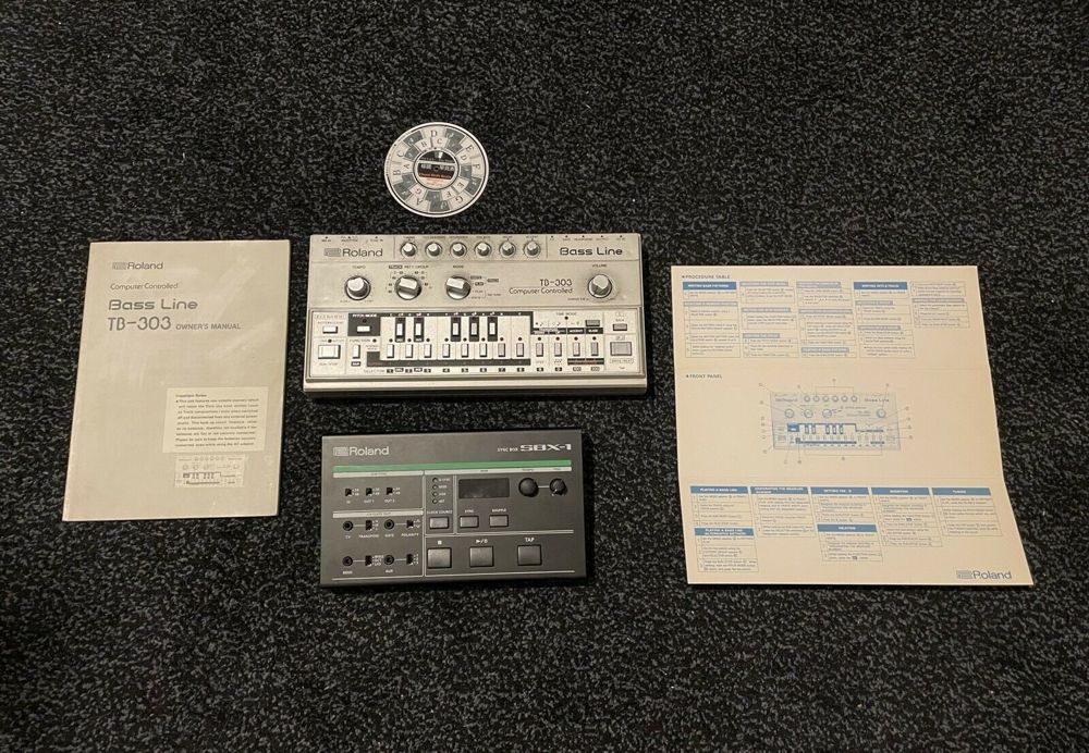 Roland tb303 + Roland sbx1