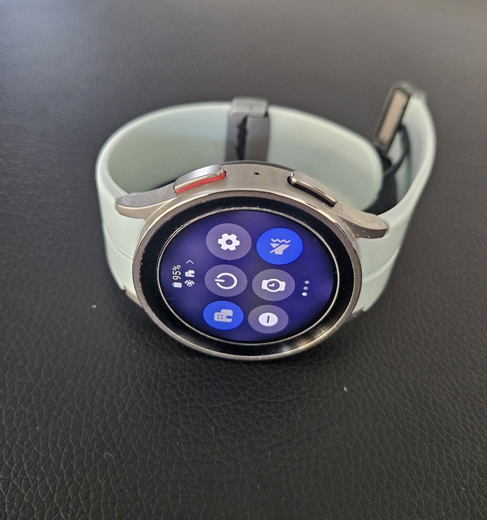 Samsung Galaxy Watch Pro 5 Titan 