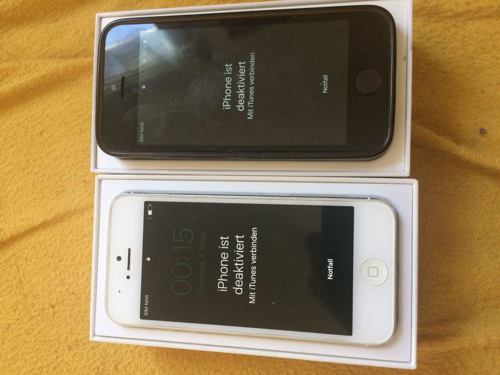 2 x  I Phone 5  1x 16 gb  1x 32 gb   Preis 90.00.-