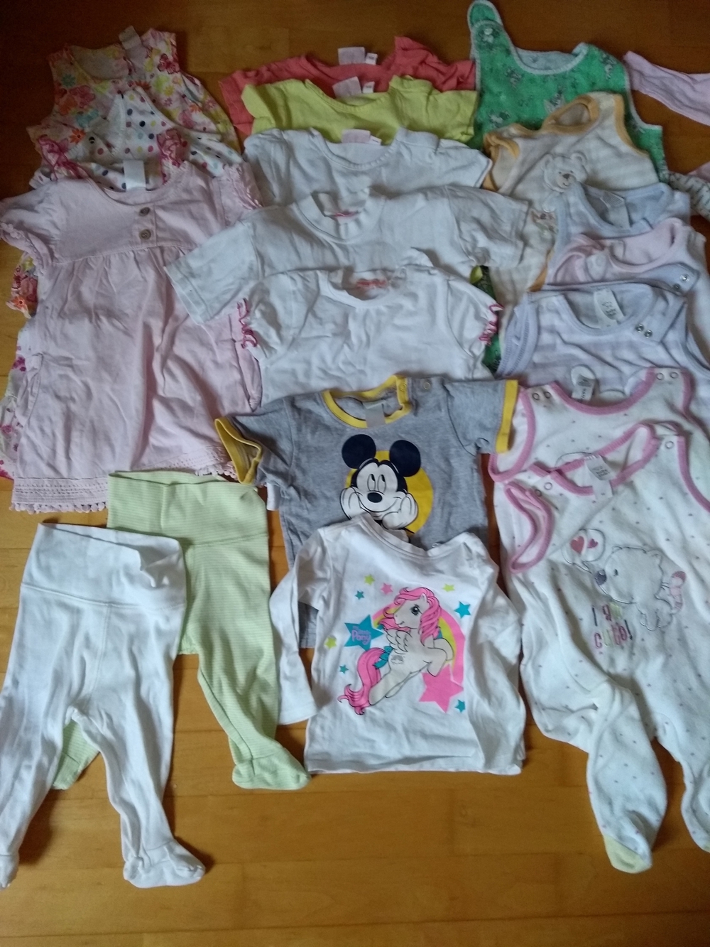 XXL Baby-Kleiderpaket 107 Teile, Gr. 50 56-80, inkl. 4 Schlafsäcke