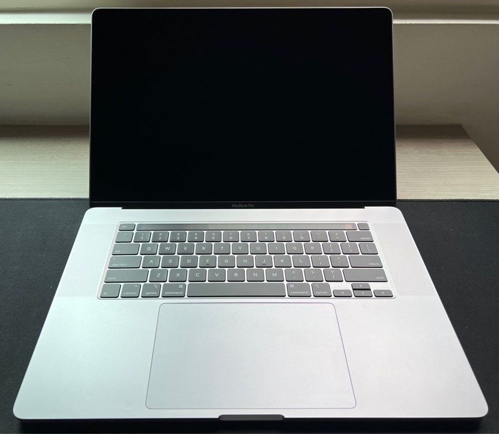 MacBook Pro (16 Zoll, 2019) Intel i9, 1 TB