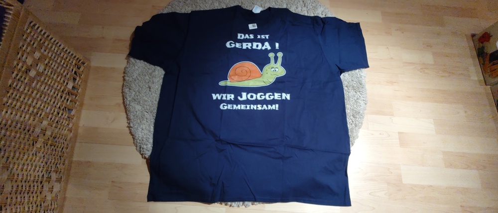Das ist Gerda wir Joggen gemeinsam T-Shirt