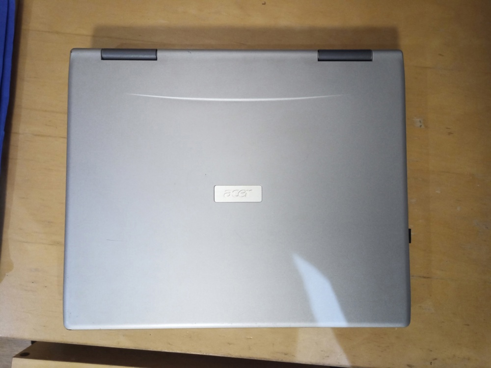 Laptop PC Acer TravelMate 420 ohne Ladegerät Notebook 