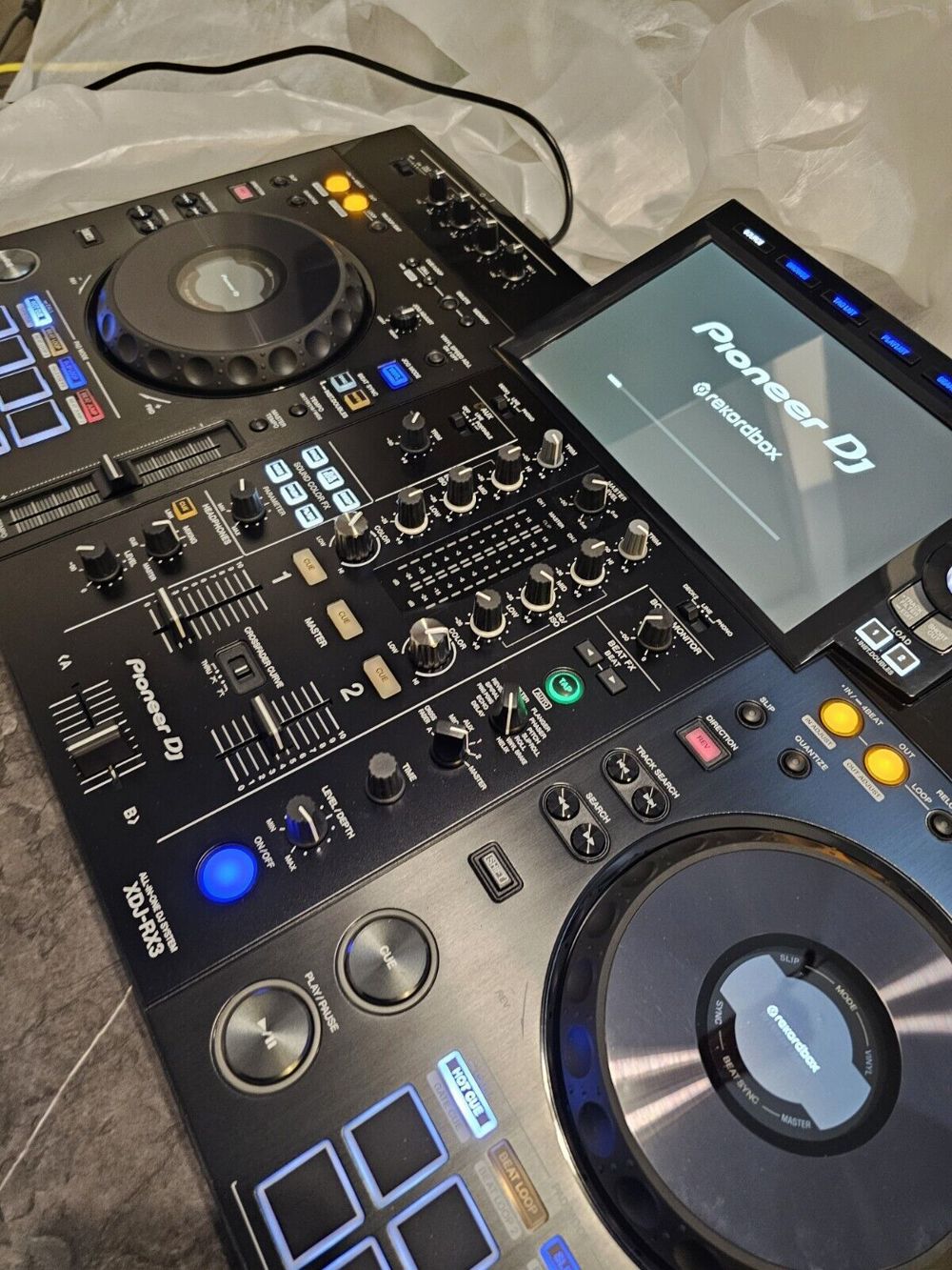 Pioneer DJ XDJ-RX3 All-in-One digitales DJ-System