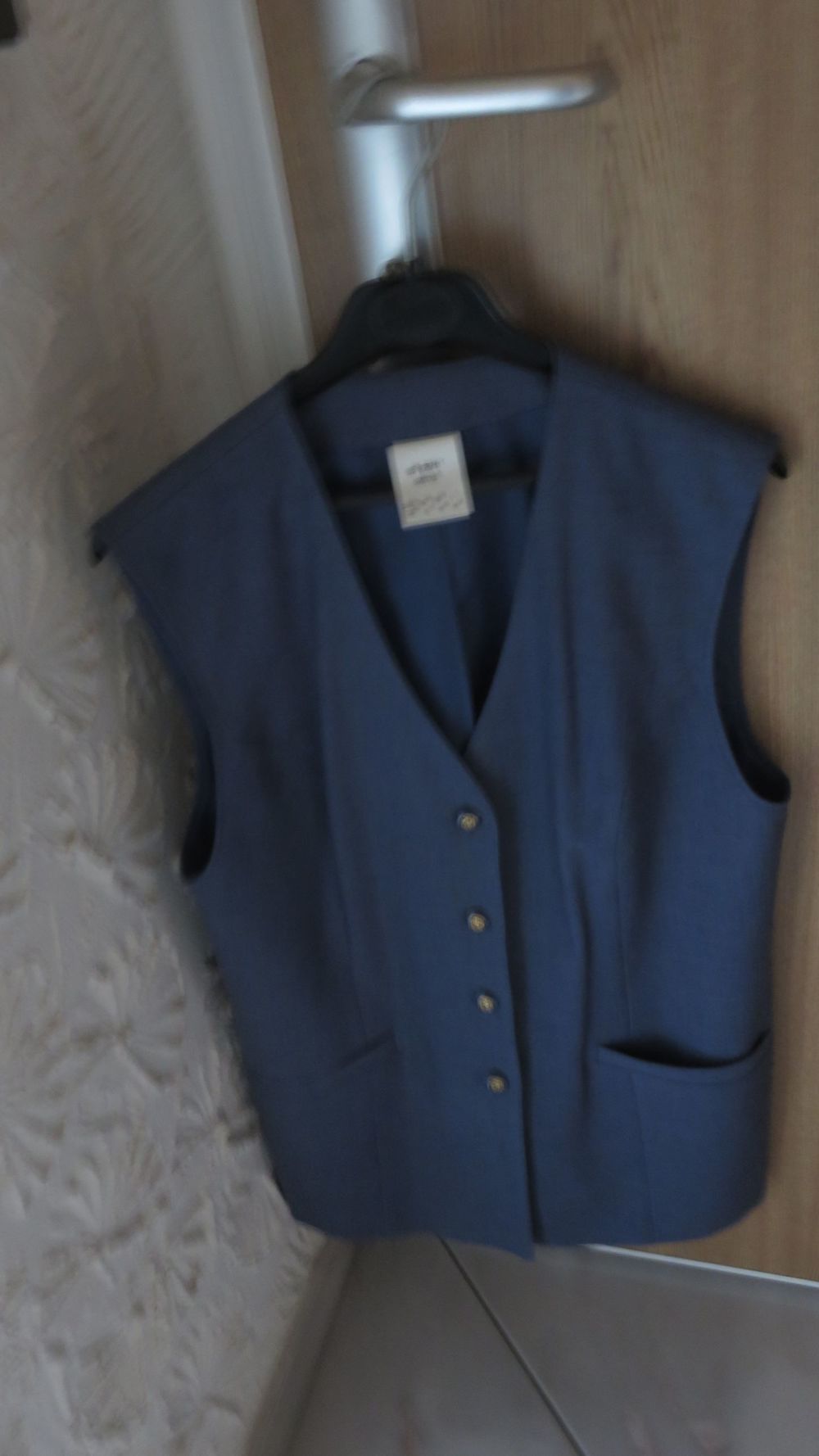 Jacke, ärmellos, blau zu verschenken