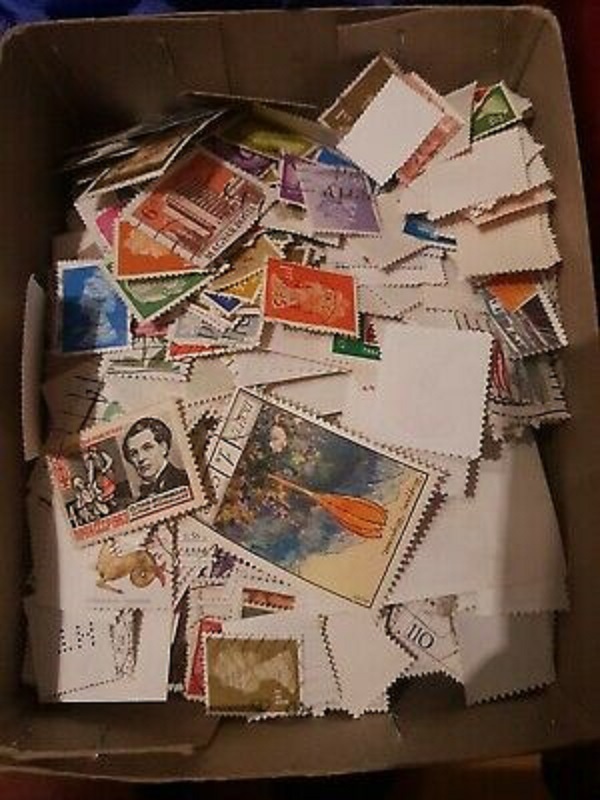 Briefmarken für Sammler zu verschenken