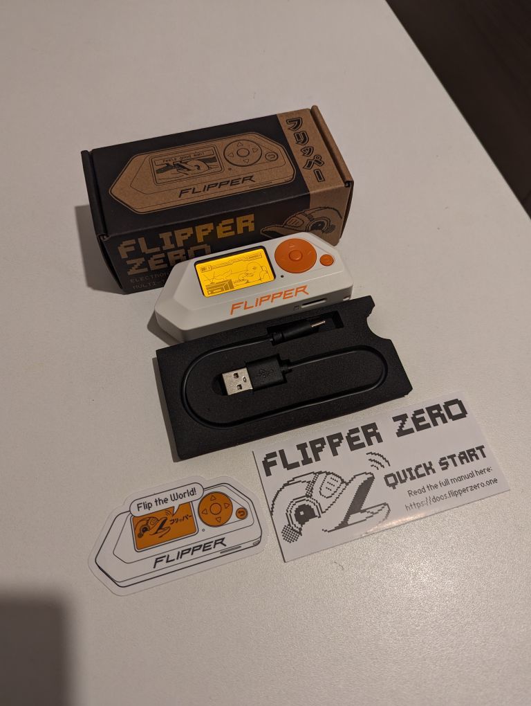 Flipper Zero OVP, SD-Karte wie NEU