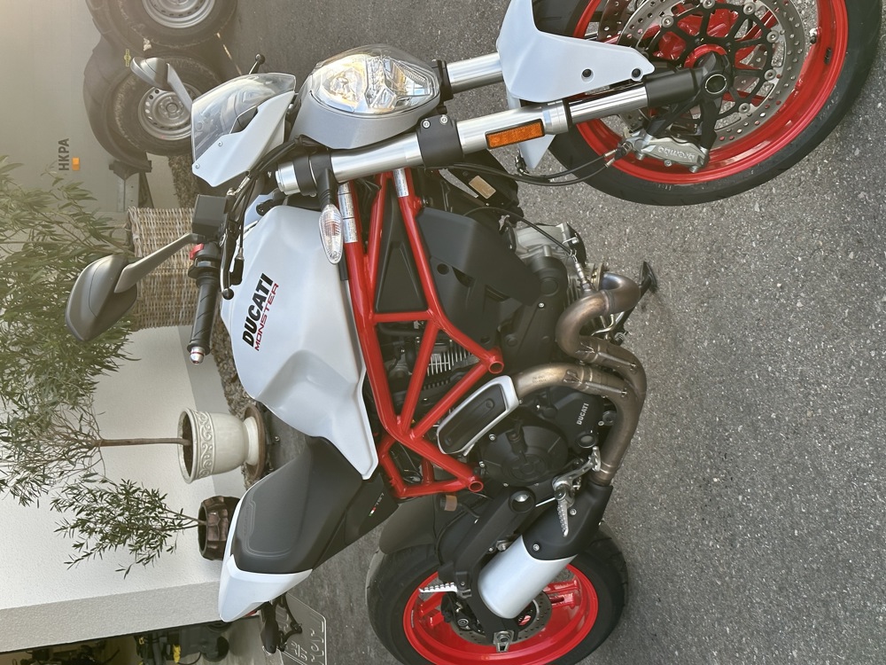 wunderschöne Ducati Monster 797 zu verkaufen