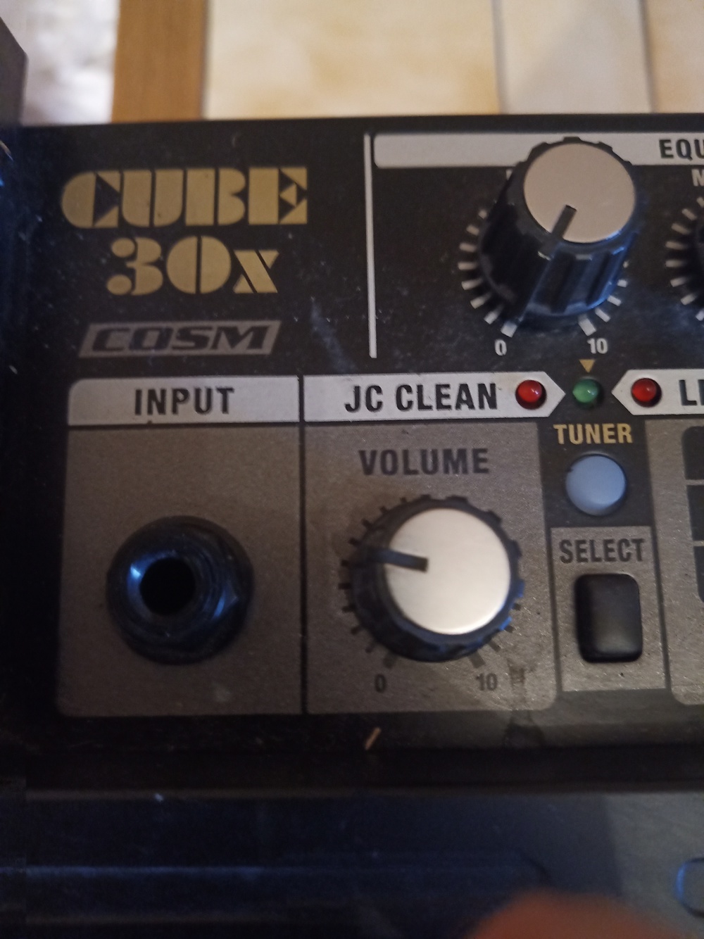 Zum verkaufen Roland Cube 30 gitreeVerstärker 