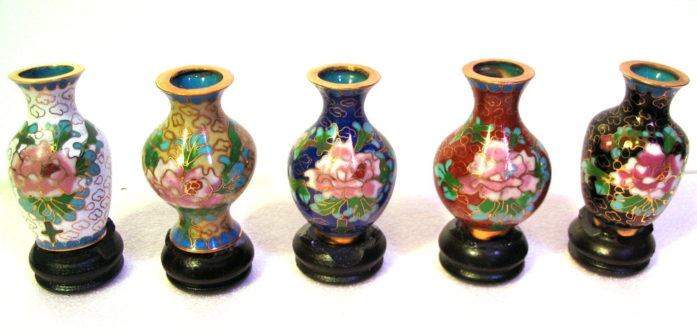 Rarität: 5er Set chinesische Vasen Emaille Miniaturen - Höhe: ca. 5 cm