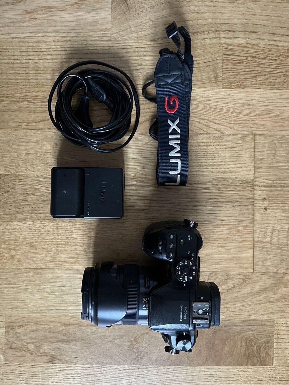Panasonic Lumix DMC-GH4 (4K) mit Lumix 12-35 MM 2,8