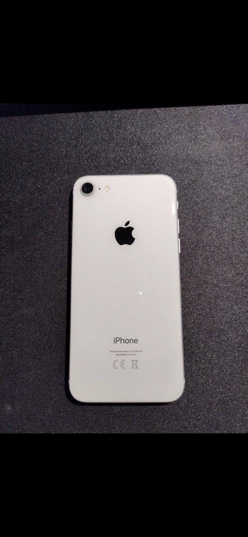 iPhone 8 in weiß