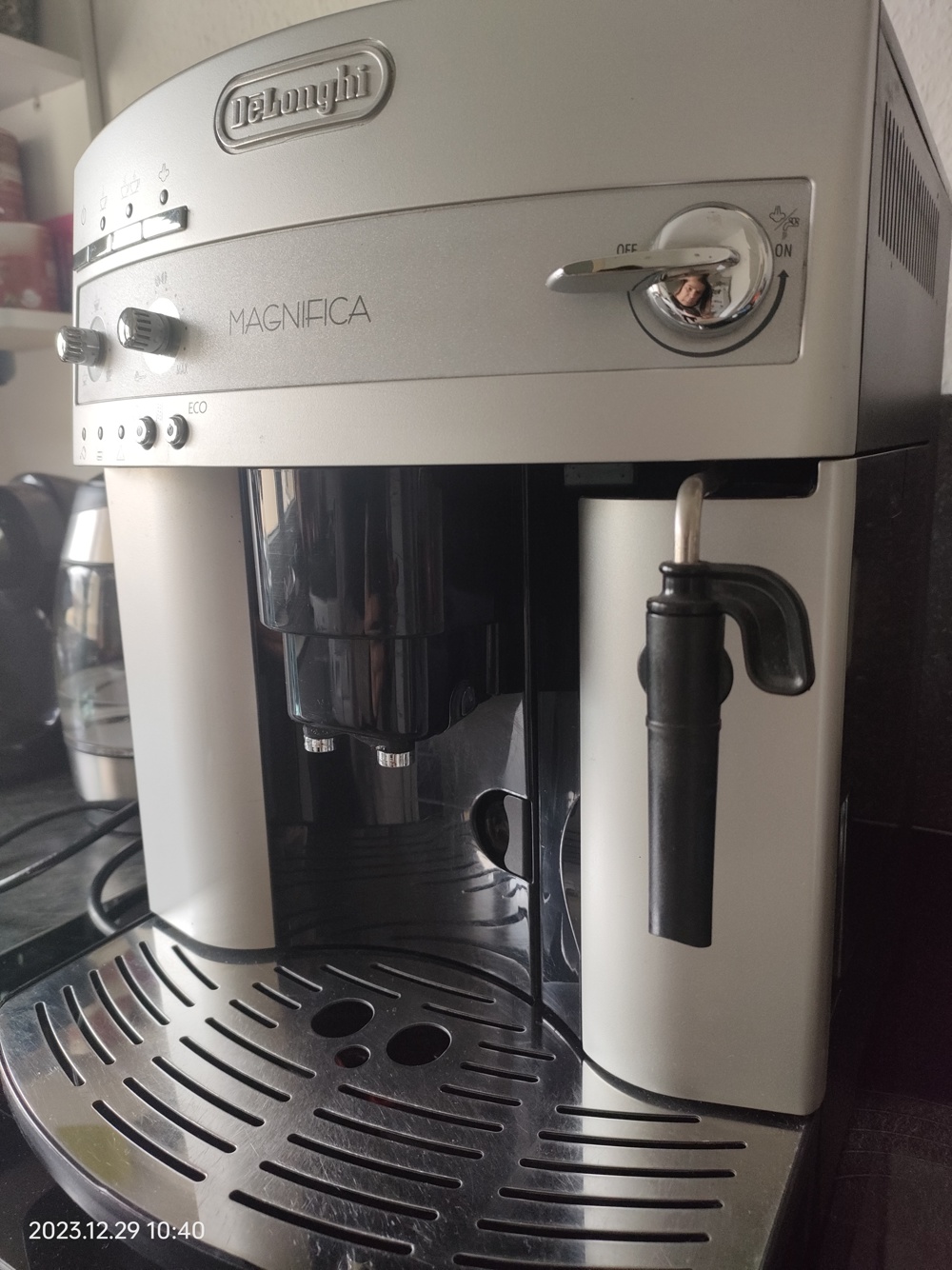 DeLonghi MAGNIFICA Kaffemaschine 