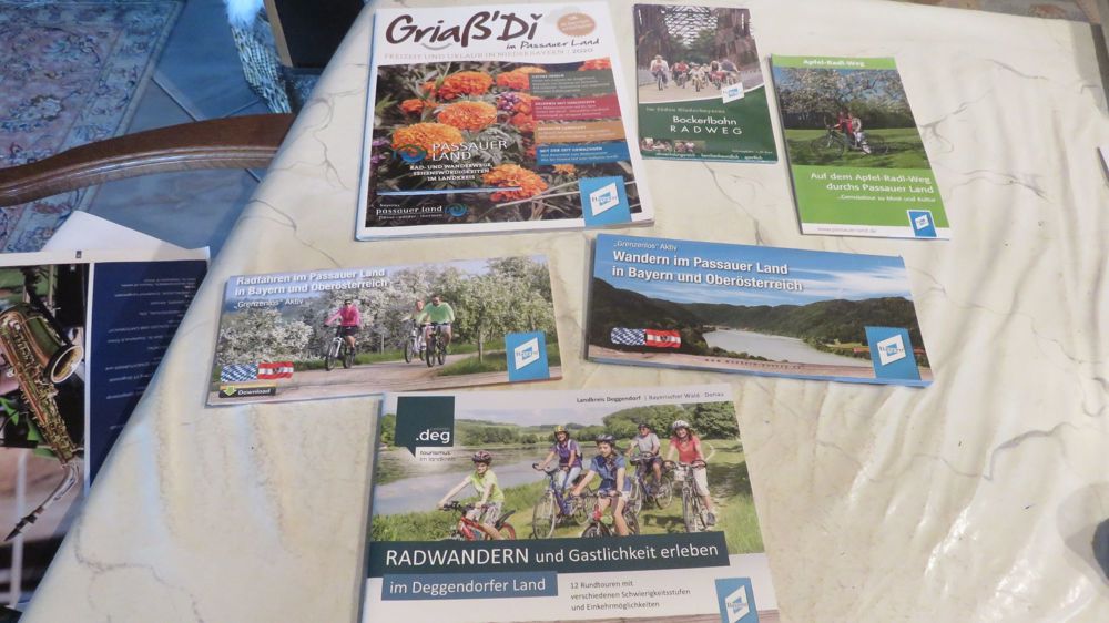 Bayern, Rad- und Wanderkarten zu verschenken