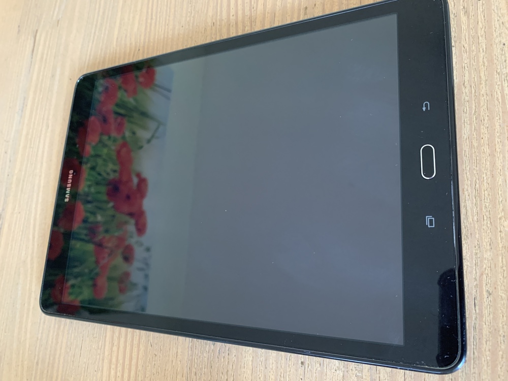Samsung Tablet Galaxy Tab A (SM-T550)