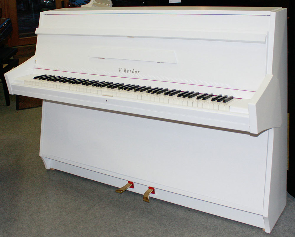 Klavier Berdux 105 weiß satiniert, Renner-Mechanik, 5 Jahre Garantie
