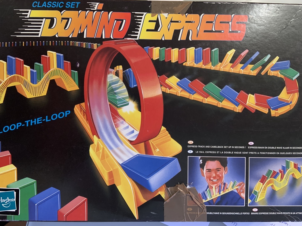 Hasbro Domino Express classic set