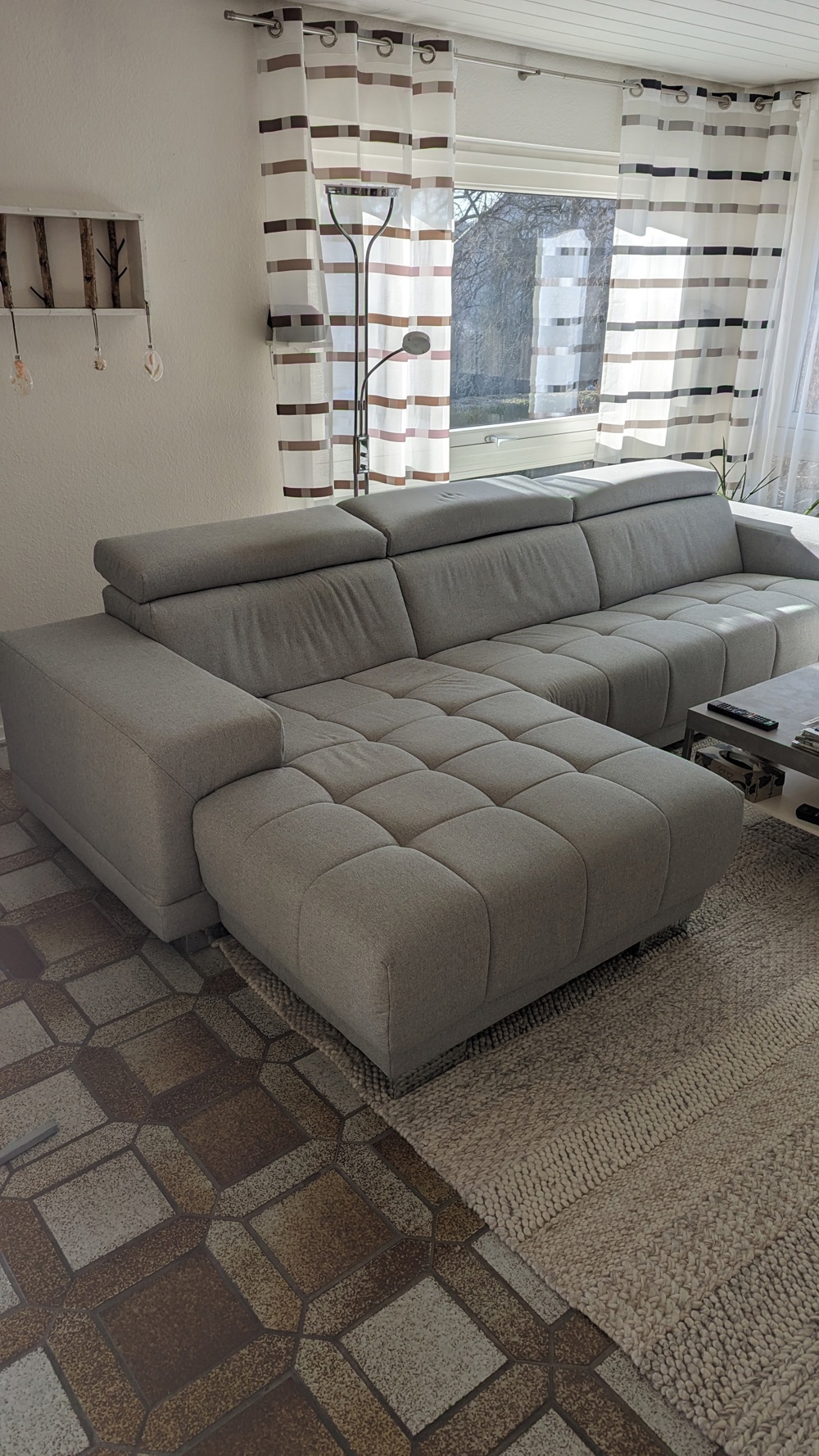 Sofa +