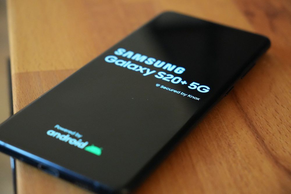 Samsung Galaxy S20 plus mit 128 GB und 5g