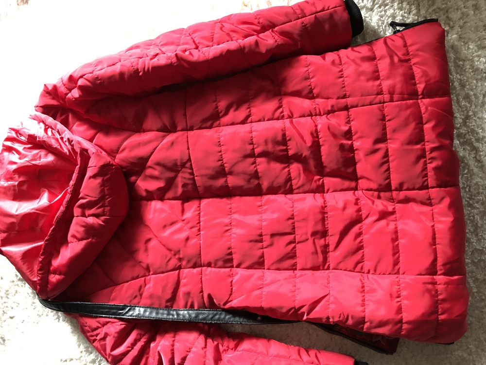 Mantel in rot NEU Größe 38 mit Dedigual Tasche