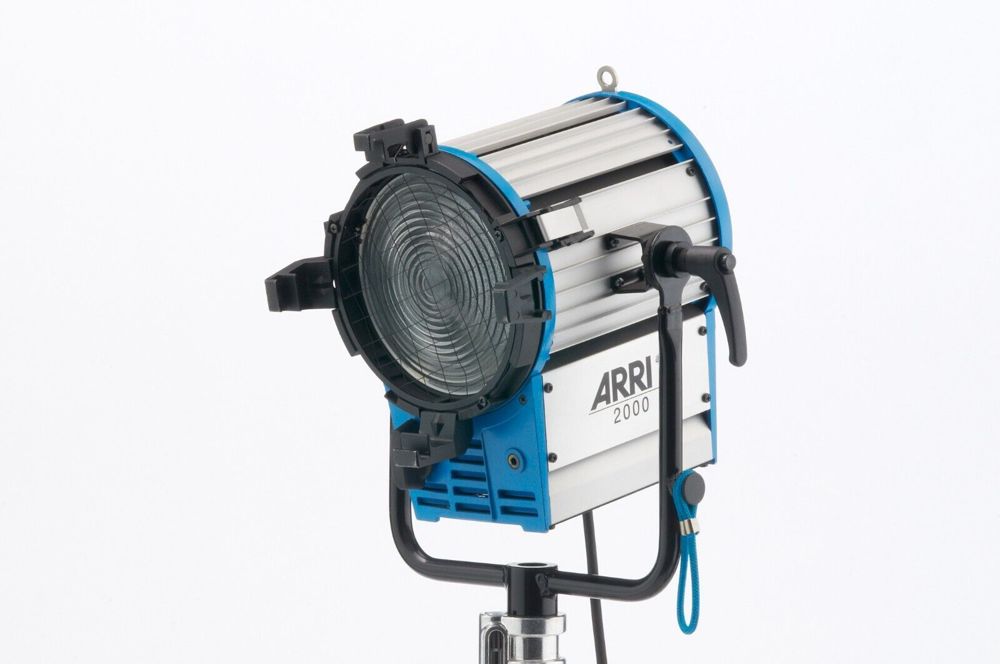 ARRI Junior 2000  2000W Fresnel StufenlinsenScheinwerfer