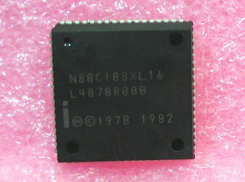 Intel - CPU - Mikroprozessor - N80C188XL16 - L40700800B - PLCC- 68 pin - 1982