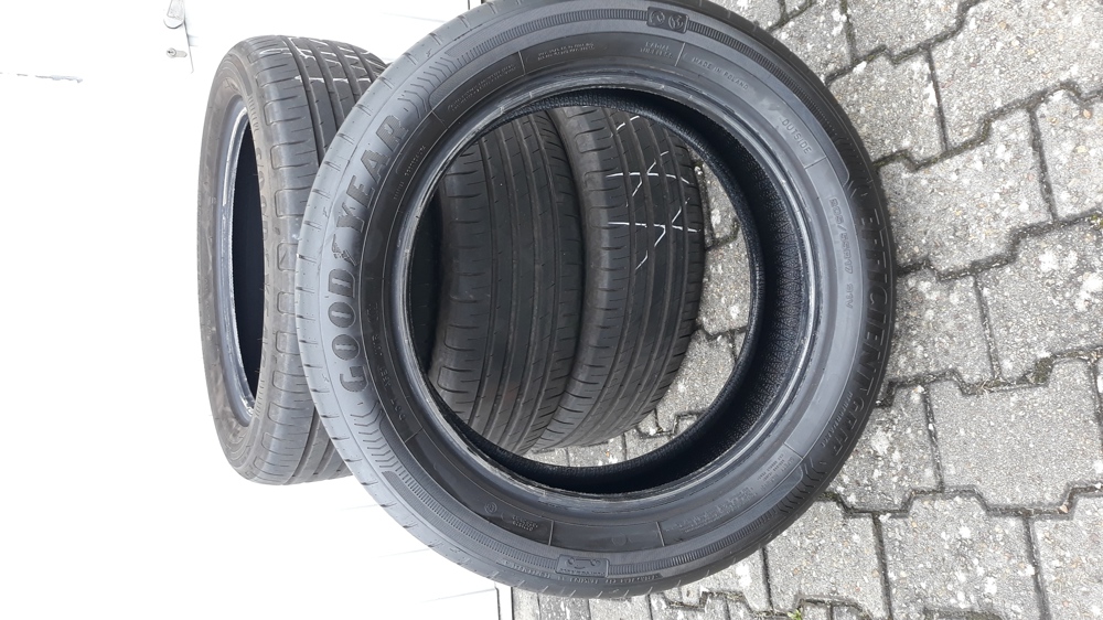 Sommer Reifen 205 55 R17    91 V