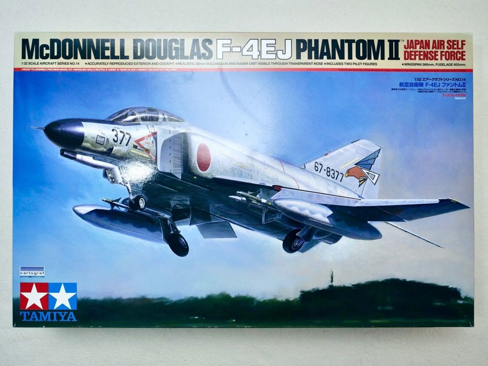  TAMIYA 6  McDonenell F-4EJ Phantom II in 1:32 - mit viel Zubehör