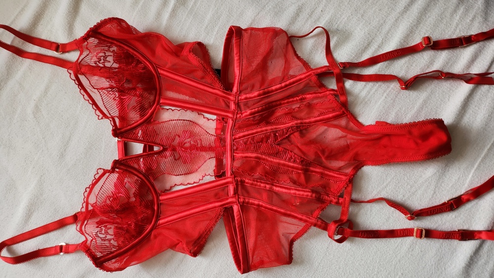 Lounge Underwear Unterwäsche Body in Rot 