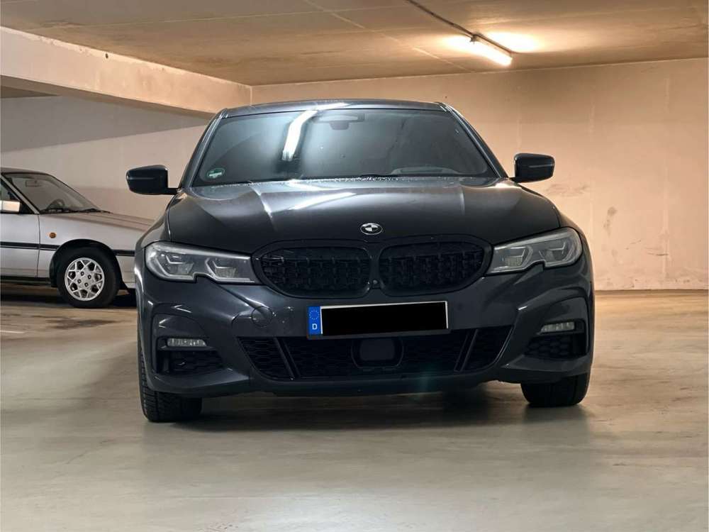 BMW 330 330i Aut. M Sport Paket Vollausstattung!