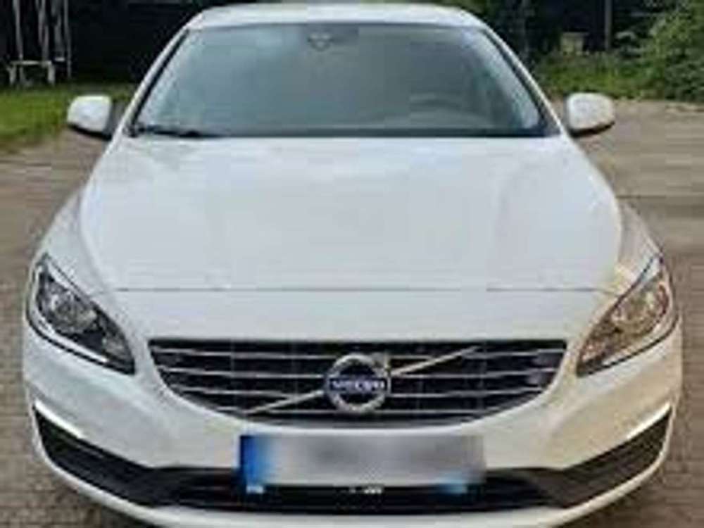 Volvo V60 D6 Twin Engine AWD Geartronic Momentum AHK Panoram