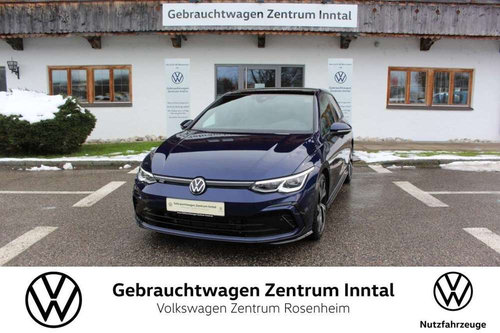 Volkswagen Golf VIII R-Line 1,5 eTSI DSG (Navi,Pano-SD) Klima