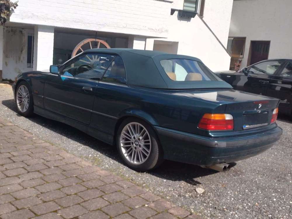 BMW 320 E36 320i, inkl. Hardtop, 8fach bereift