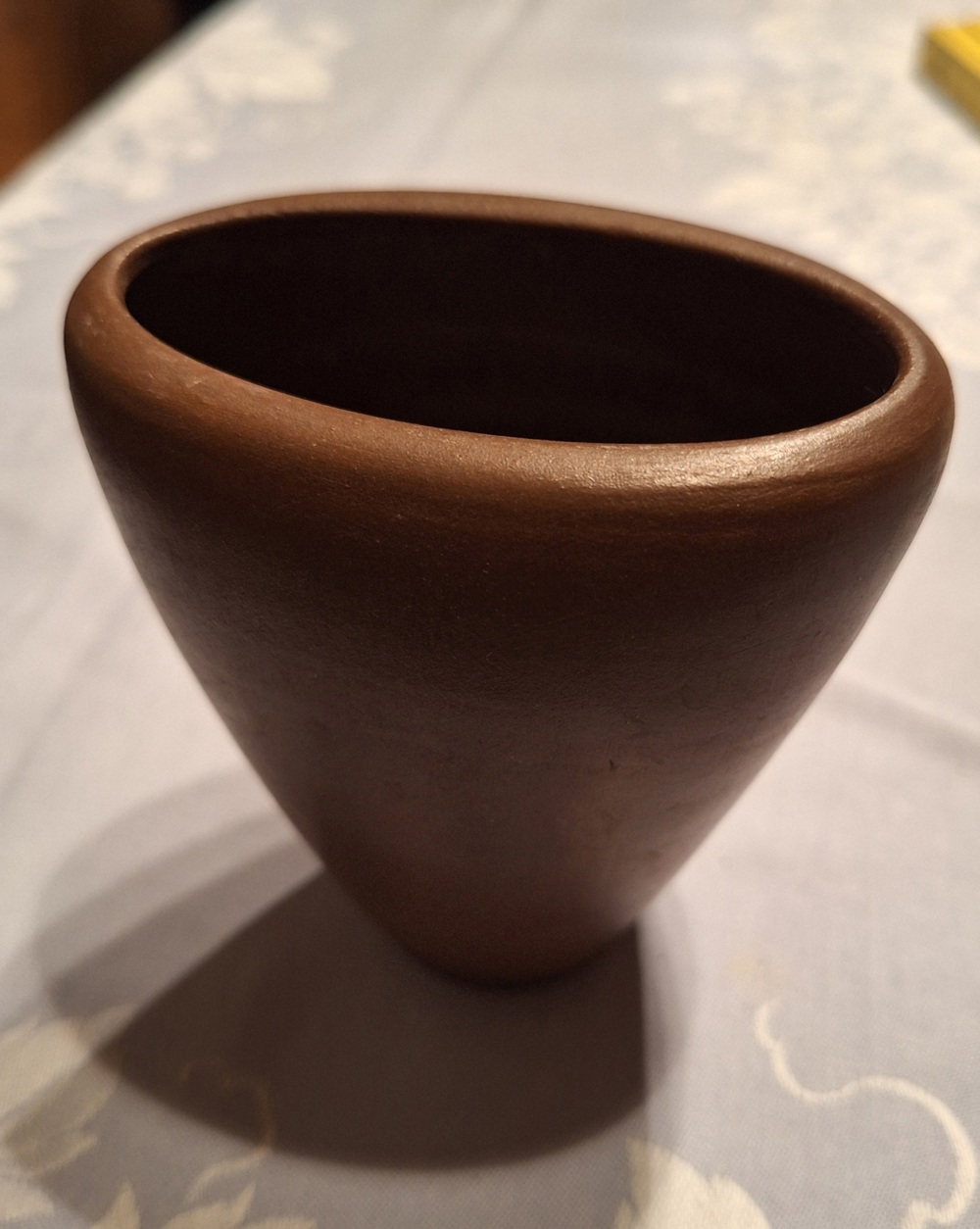 braune Vase  11 cm hoch