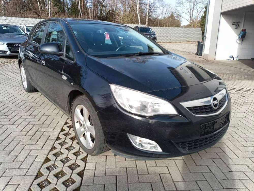 Opel Astra J Lim. 5-trg. Edition*Klima*Sitzheizung