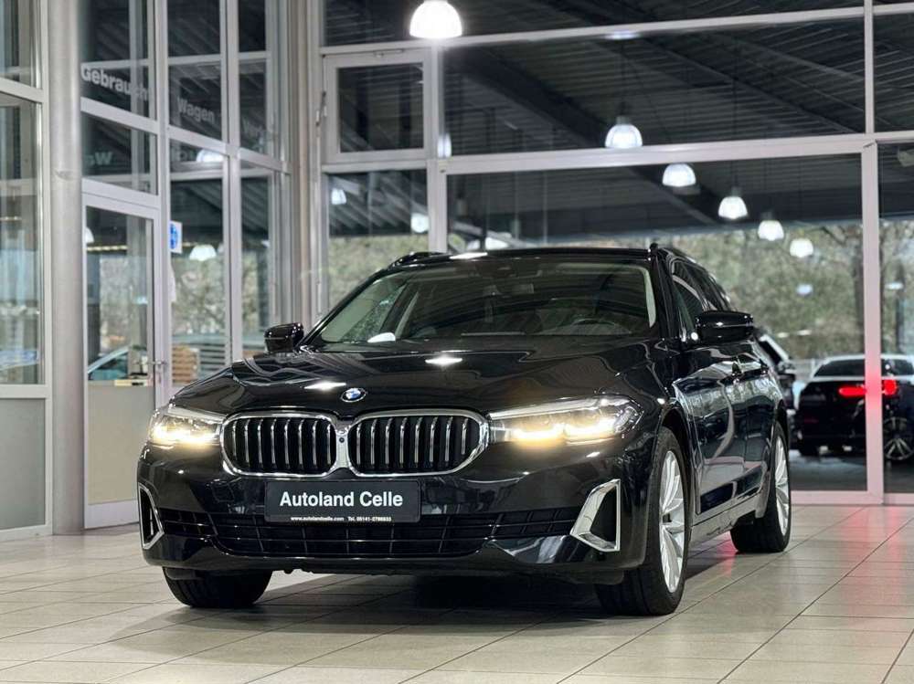 BMW 540 i xD Luxury Line Panorama 360° DAB Komfort