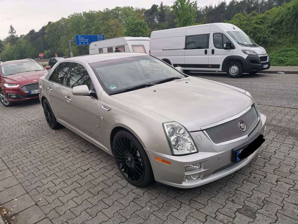 Cadillac STS STS 4.6 V8 Sport Luxury