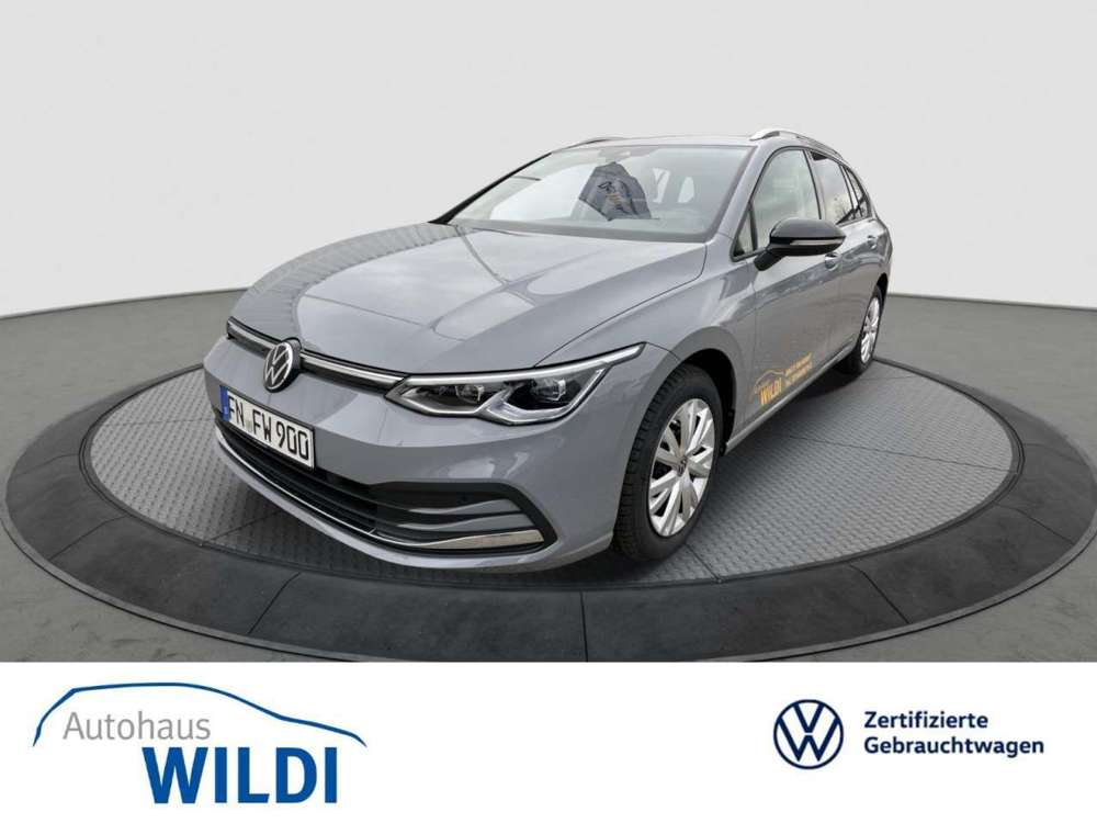 Volkswagen Golf VIII Variant Move 1.5 eTSI DSG LED NAV AHK Klima