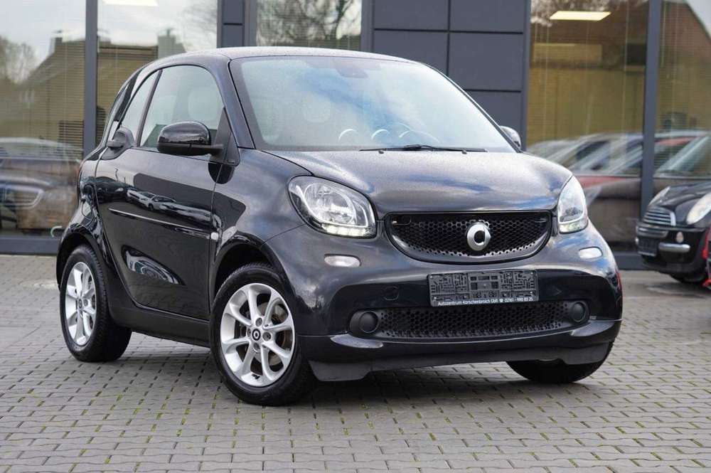 smart forTwo fortwo coupe *MIT 2 JAHRE GARANTIE*