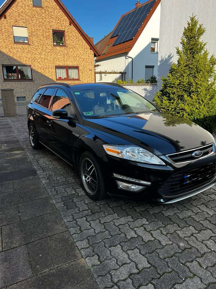 Ford Mondeo Turnier 1.6 EcoBoost Start-Stopp Champions Edition