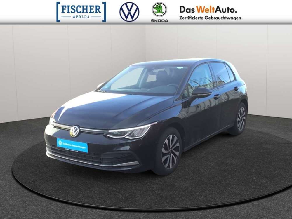 Volkswagen Golf VIII 2.0TDI DSG Active LED Navi AHK