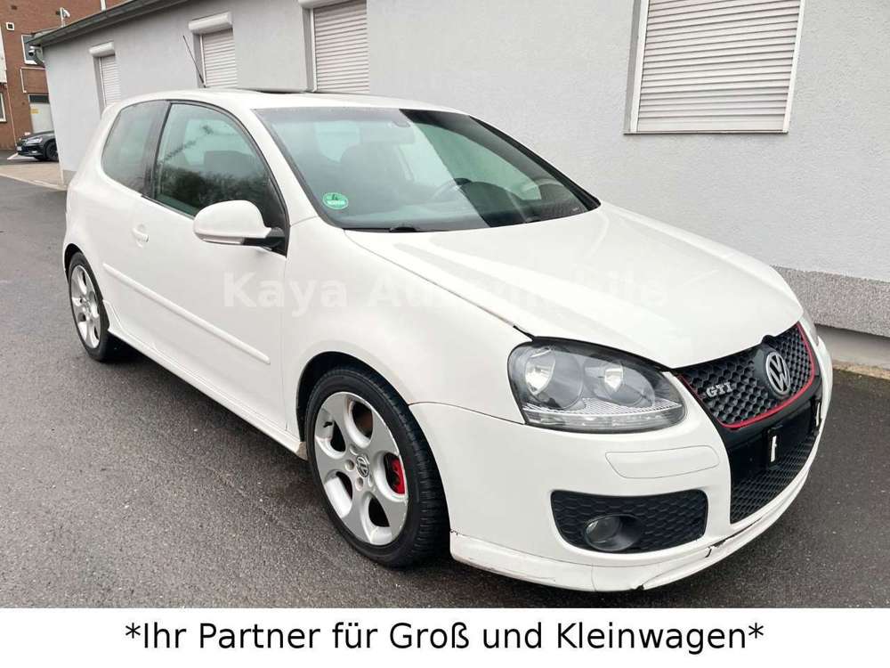 Volkswagen Golf V GTI Klimaaut Glasdach Navi MOTORSCHADEN