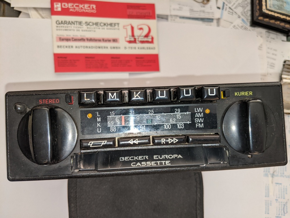 Oldtimer-Fans : Original Becker-Autoradio Europa Cassette Kurier 663