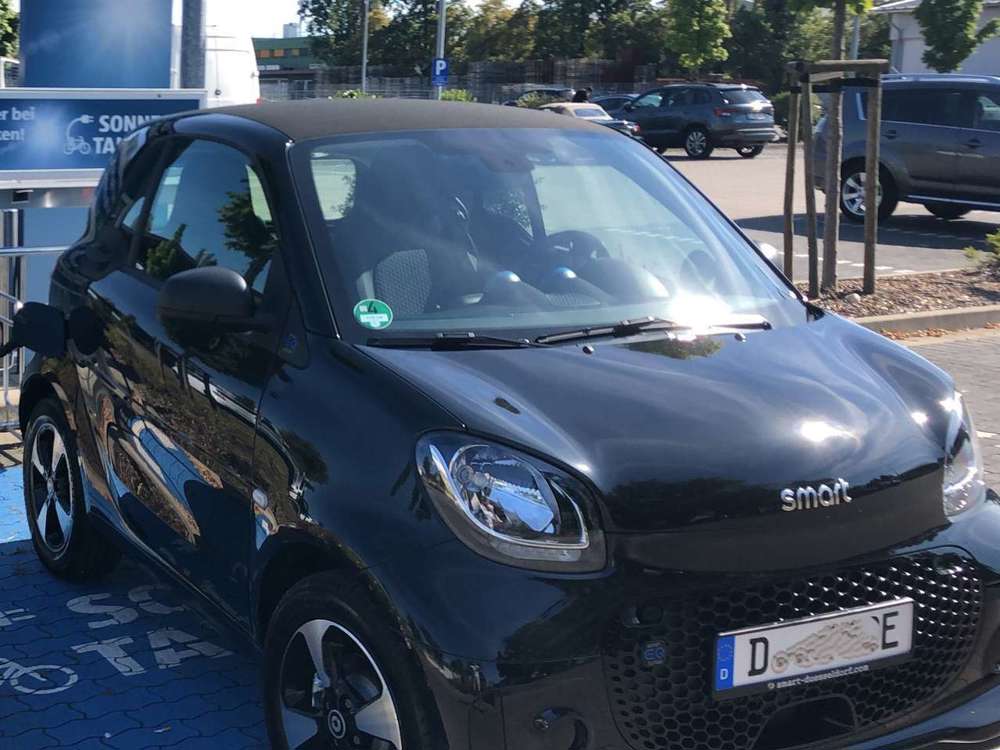 smart forTwo smart fortwo electric drive EQ passion 22 KW Lader