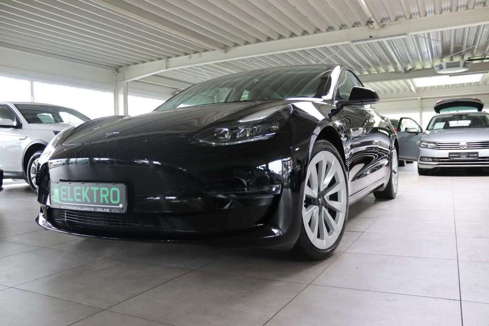 Tesla Model 3 Long Range Dual AWD 324 kW (441 PS), Automatik,...