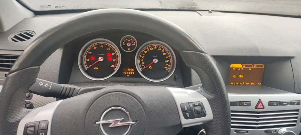 Opel Astra 2.0 Turbo Caravan Sonder Edition
