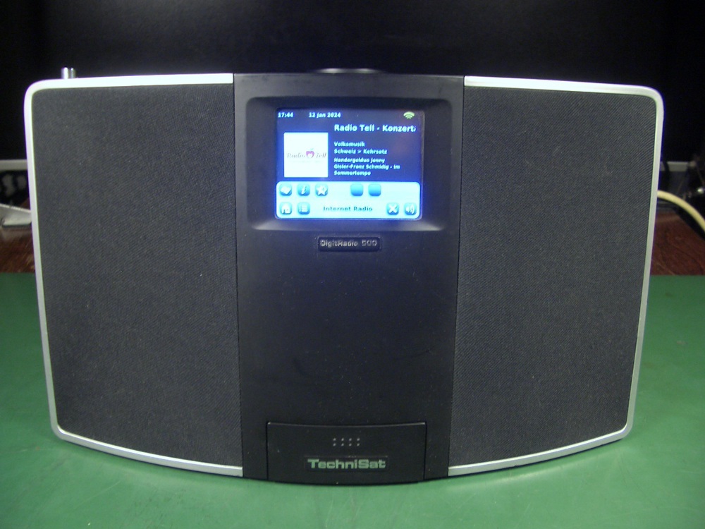 TechniSat DigitRadio 500 DAB+, Internetradio, UKW, iPod