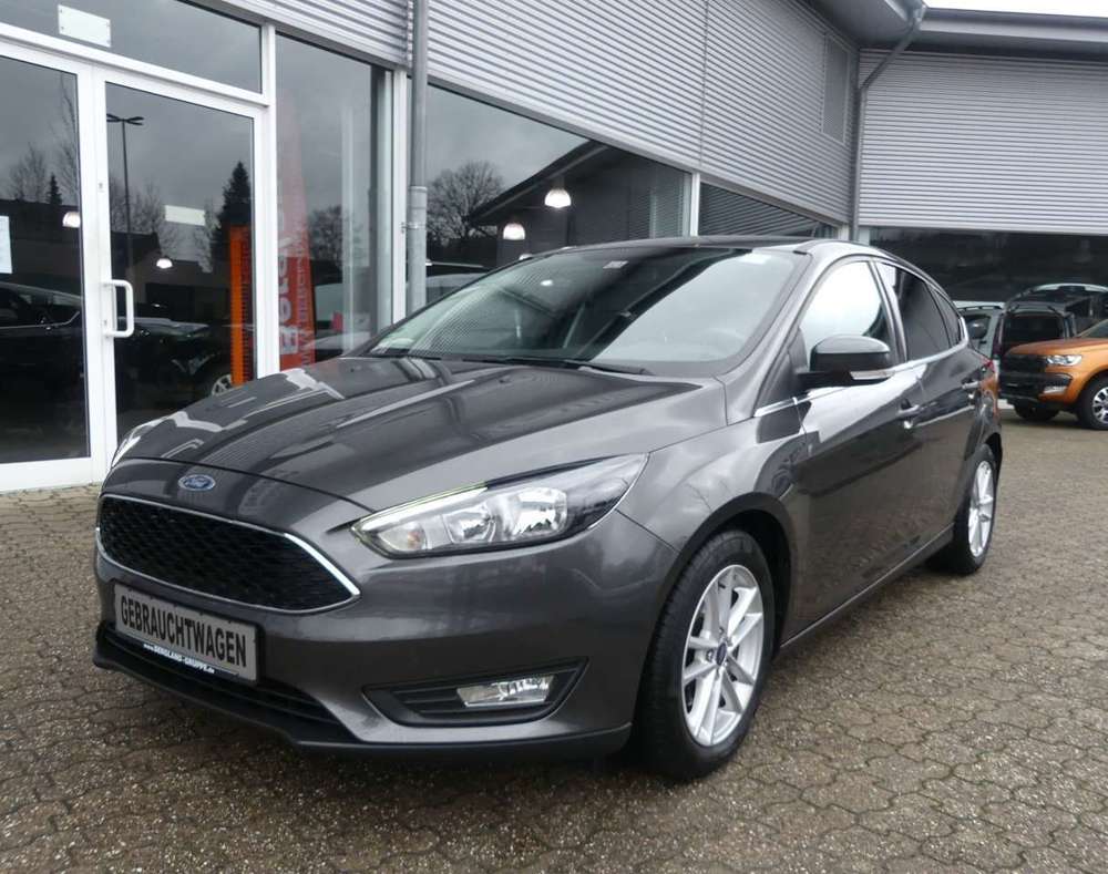 Ford Focus 5D COOL  CONNECT 1.0L 1